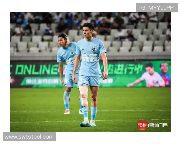 中超精彩对决深圳队迎战强敌全力争胜展现球队实力